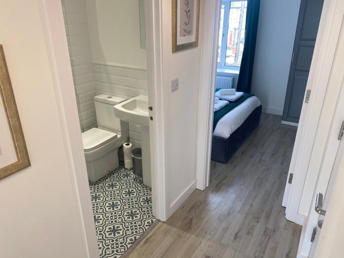 Stylish Pontcanna Flat Near City Centre Cardiff Exterior photo