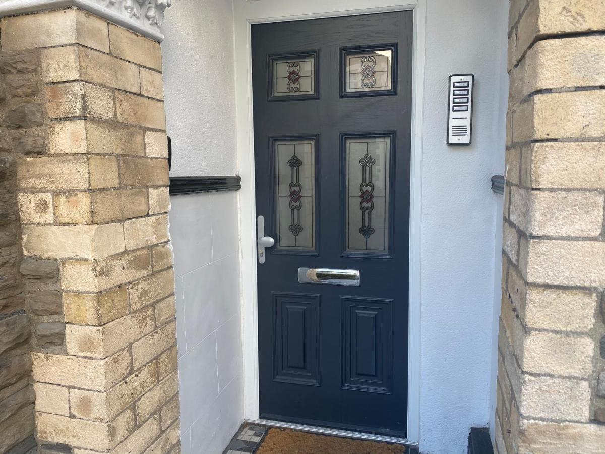 Stylish Pontcanna Flat Near City Centre Cardiff Exterior photo